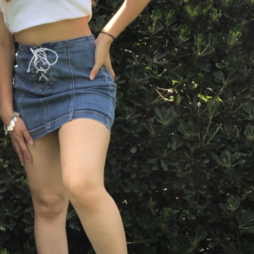 Blue jean skirt , white lace